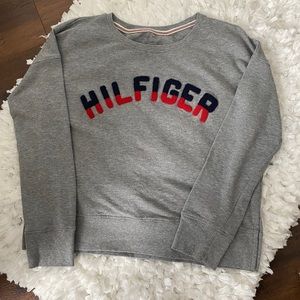 tommy hilfiger cropped crewneck sweatshirt